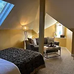 50 Lincoln Short North Bed & Breakfast